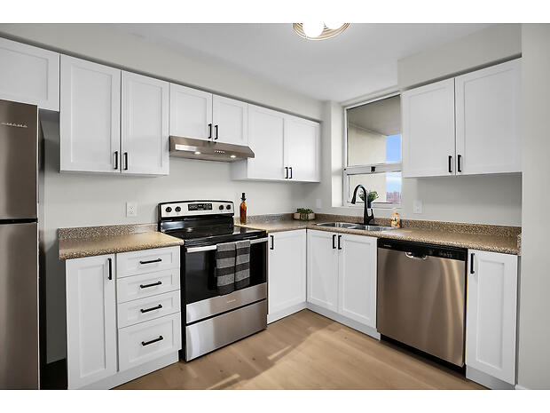 Virtual tour of 81 Scott St #1004, St Catharines, Ontario, L2N 7L5