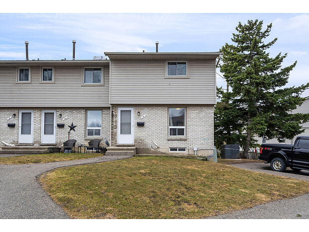 Virtual tour of 700 Paisley Rd - Unit 7, Guelph, Ontario, N1K 1A3