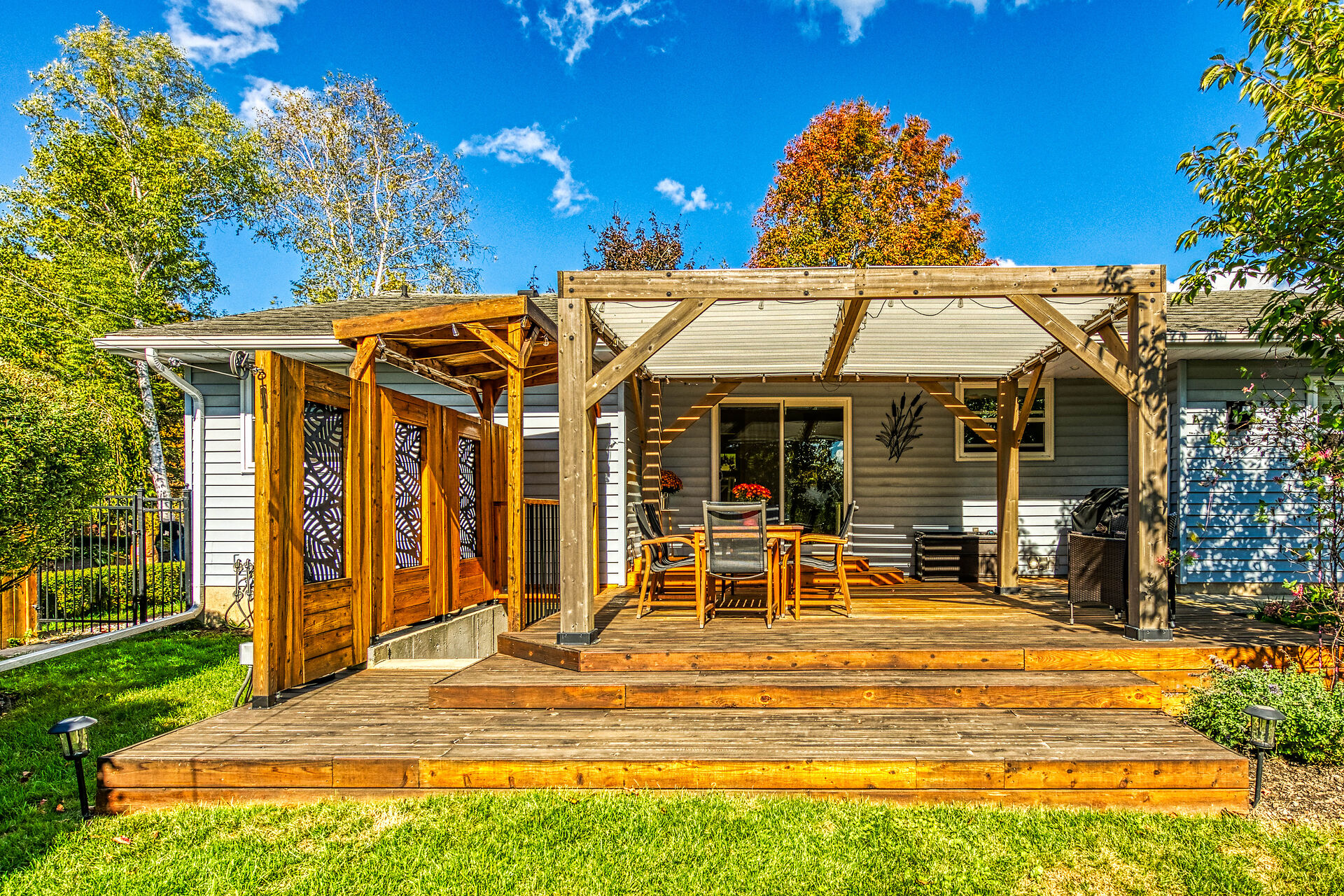 Virtual tour of 92 Dover Mills Rd., Port Dover, Ontario, N0A 1N1