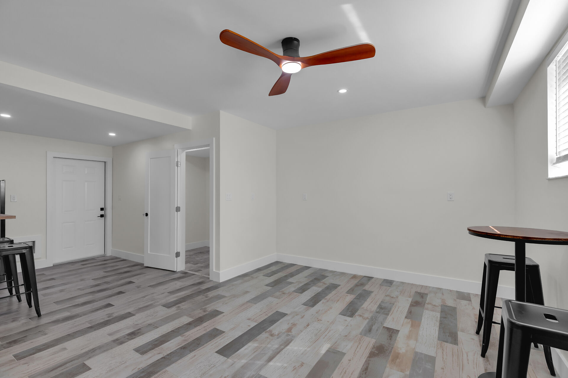 Virtual tour of 147 Sioux St, Plantation Key, Florida, 33070