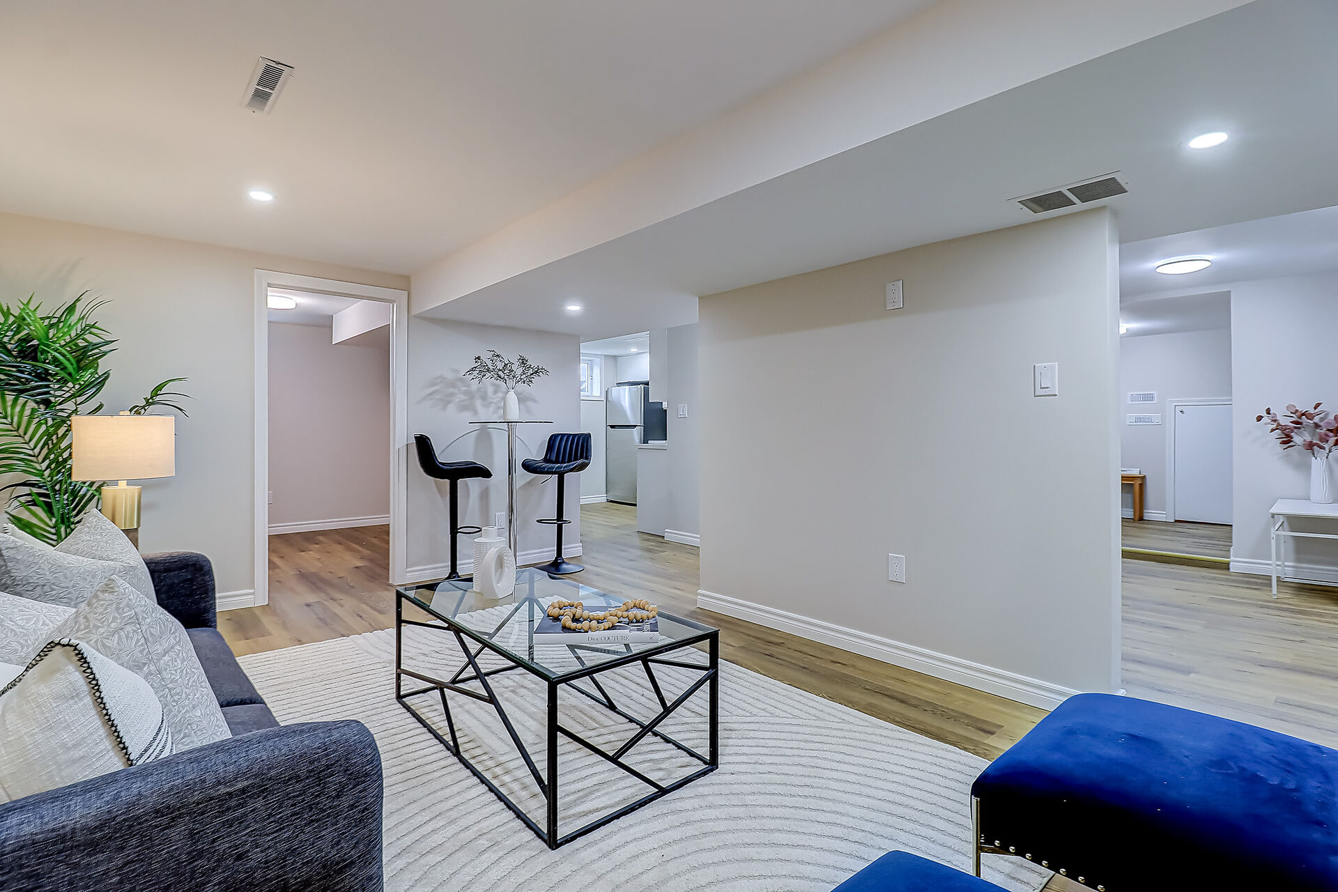 Virtual tour of 1113 Green St, Whitby, Ontario, L1N 4G8