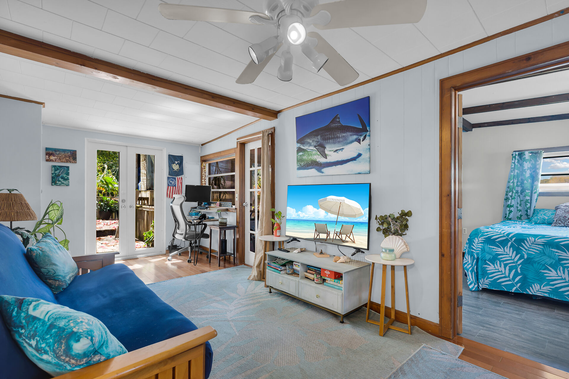 Virtual tour of 107 Tavern Dr, Tavernier, Florida, 33070